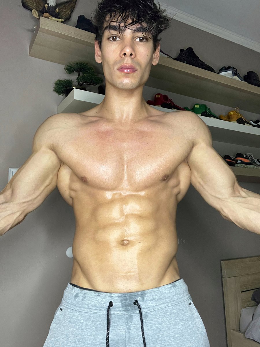 rippedbrunovip's tweet photo. Chudai https://t.co/gEio5b5Sdy
