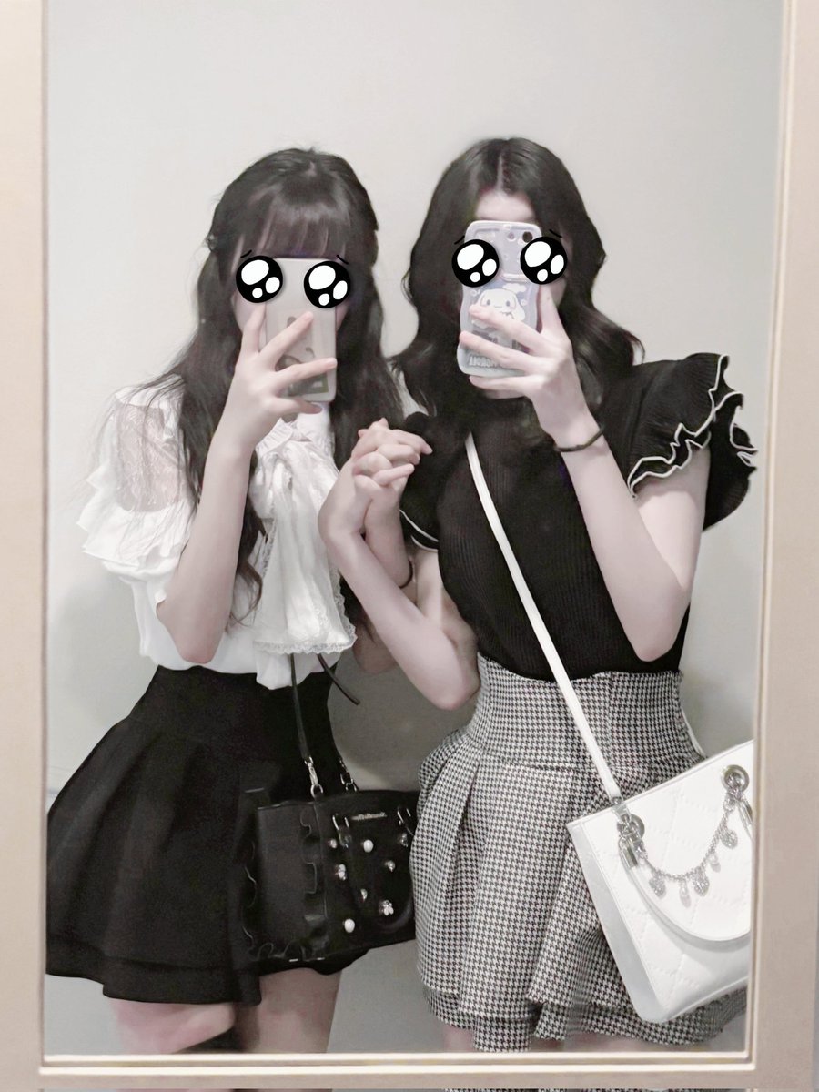 #自撮り界隈
👩‍❤️‍👩