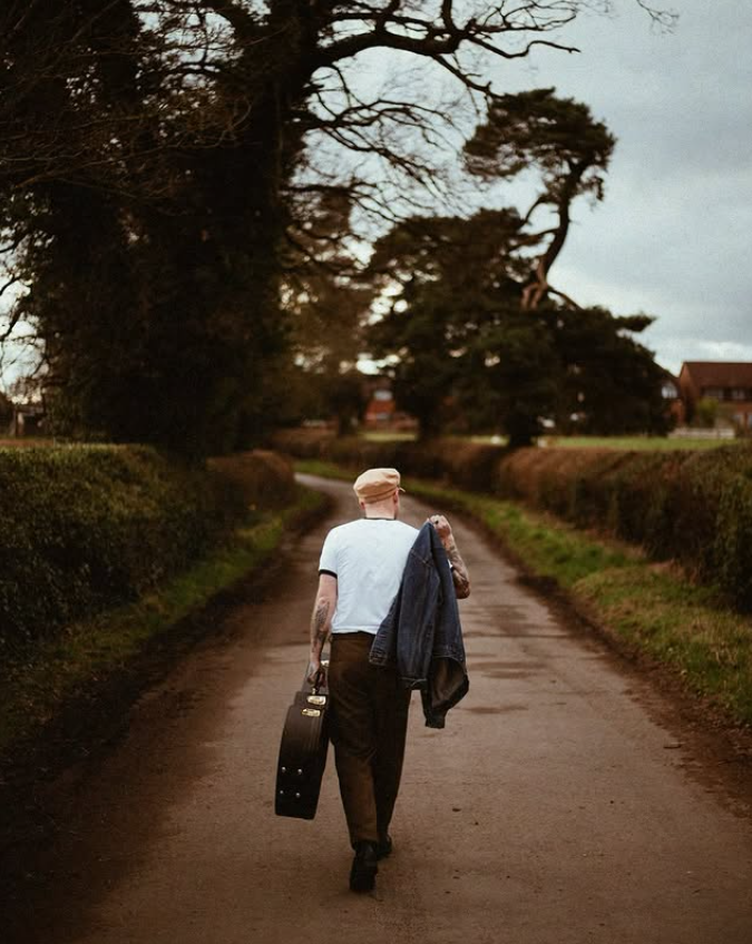 One week since the release of the burning soul stomper Lovin You by <a href="/ryandunnmusic/">Ryan Dunn</a> 💥💥💥

We caught the groove and reviewed the track! 👇👇 
🩷🎧
recordcitizens.com/2025/06/19/rya…
<a href="/boneaux/">boneaux</a>