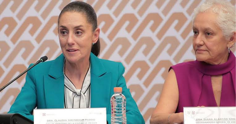 Diana Alarcón tiene un doctorado en Economía en California, es la representante de México ante el Banco de México, y ante todo, es una persona que merece todo nuestro respeto.

Quienes hoy se burlan de ella, no solo no están a su altura, sino que además son muy miserables.