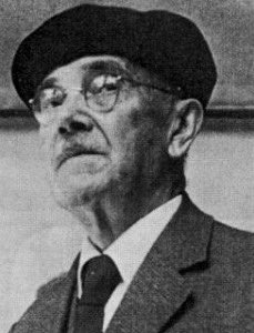 SoooMD's tweet image. #StandWithJews- 
In 1941, the Nazis occupied Sarajevo and began confiscating Jewish artifacts, including the Sarajevo Haggadah. They planned to create a "Museum of an Extinct Race 
Derviš Korkut, recognizing the danger, decided to hide the Haggadah. He smuggled it out of the