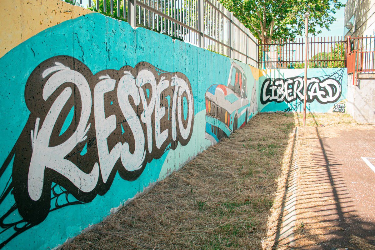 🎨 Un mural que dice mucho…

Así fue nuestra visita al IES Virgen de la Paz, donde el arte se convirtió en una forma de hablar de respeto y libertad 🖌️

¡Enhorabuena por este proyecto tan potente!

#ImaginaAlcobendas #Muralismo #Respeto #Libertad #Arte #Alcobendas