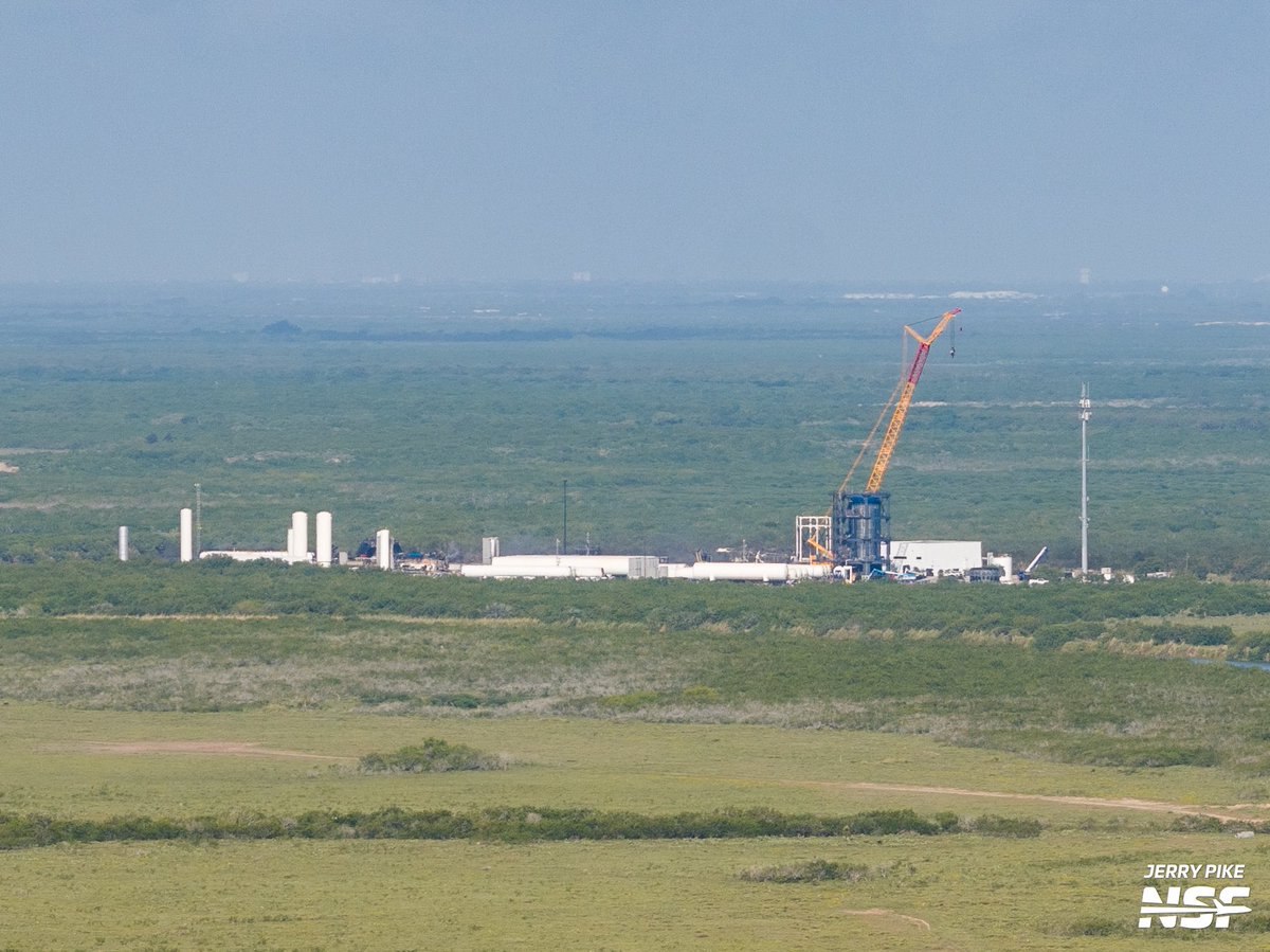 JerryPikePhoto's tweet image. Status of Masseys Test site as of this morning. Watch live: nsf.live/starbase
