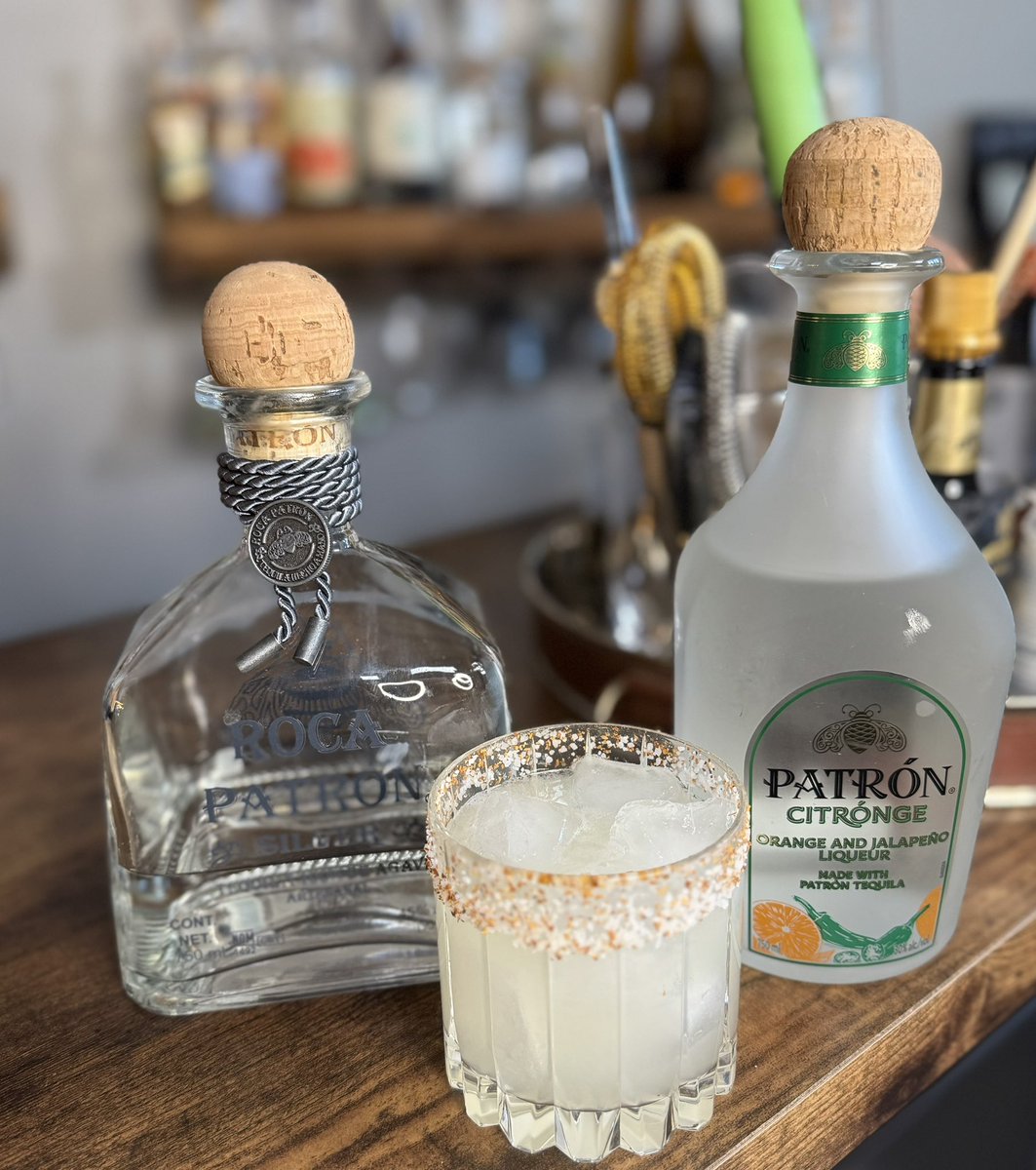 J.R. Starkus (@jrstarkus) on Twitter photo Early again, but we get to celebrate with my “Reversed Margarita” featuring the brand new Patron Citronge Orange & Jalapeño. Yummmm 🍊 🍋🟩
<a href="/Patron/">Patrón Tequila</a> #citronge #whatsontap #astarkdifference Early again, but we get to celebrate with my “Reversed Margarita” featuring the brand new Patron Citronge Orange & Jalapeño. Yummmm 🍊 🍋🟩
<a href="/Patron/">Patrón Tequila</a> #citronge #whatsontap #astarkdifference