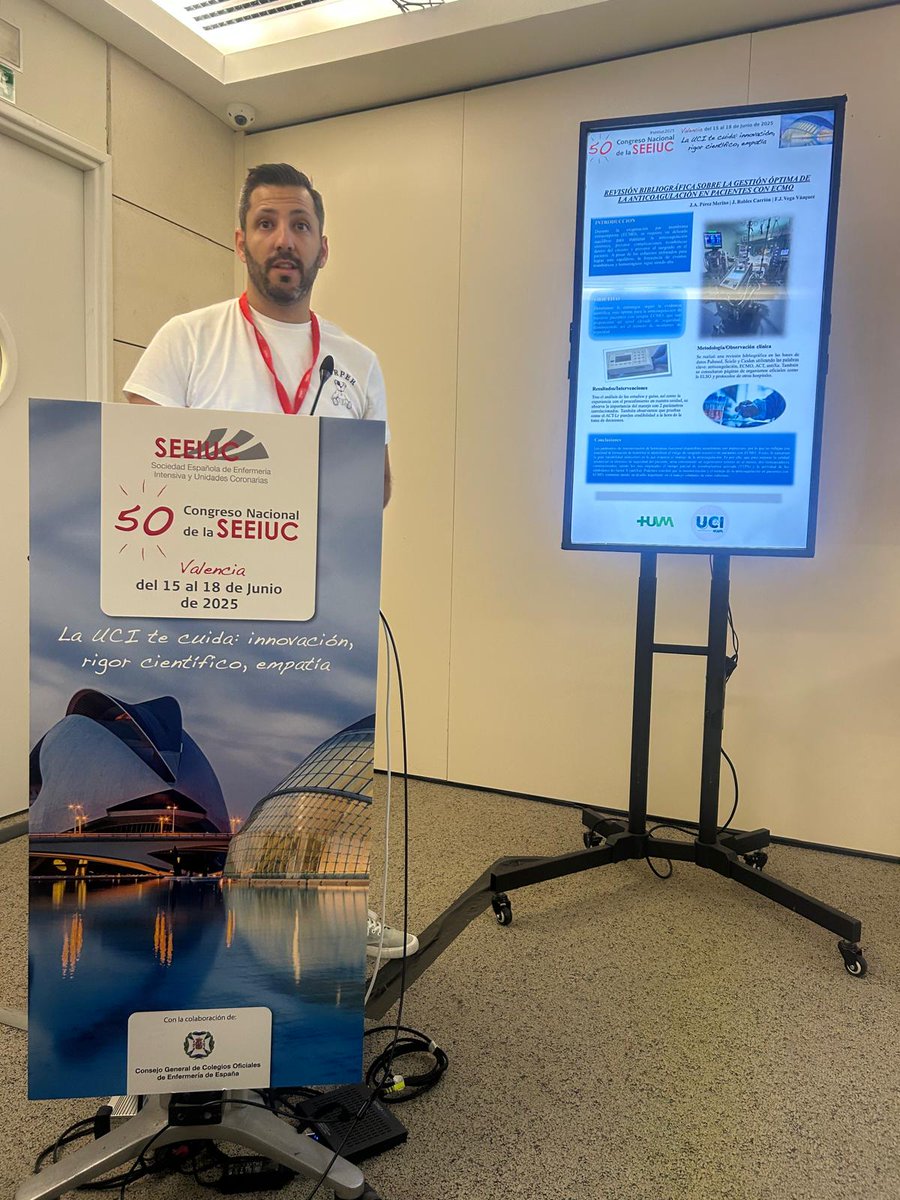 ucimacarena's tweet photo. José Andrés Pérez Merino participó como coautor en cuidados postquirúrgicos HIPEC, casos cardiológicos complejos, y como autor principal en la revisión sobre anticoagulación en ECMO. https://t.co/qpzoAMahcv