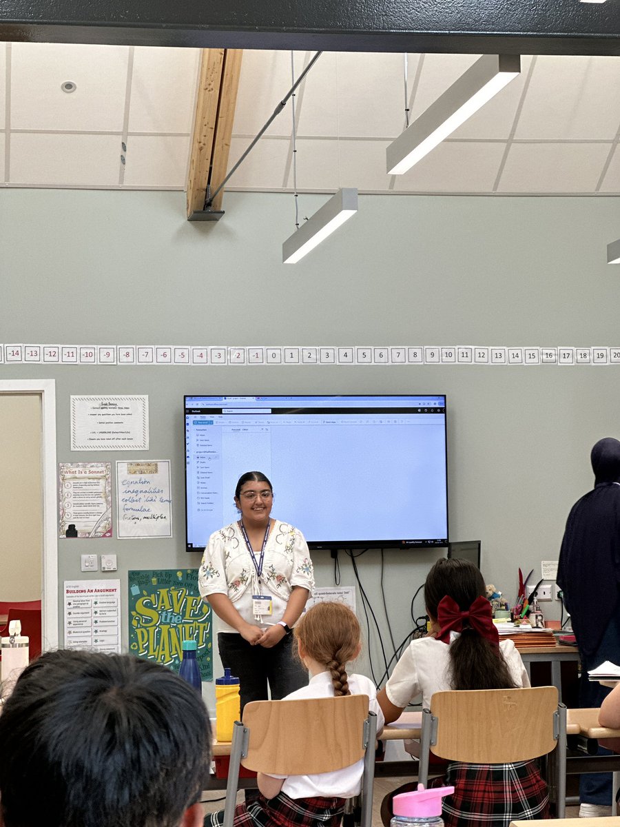 📝 Today we’ve had the pleasure of welcoming performance poet Ayan Aden and Old Hallfieldian Japmeh Kaur Gujral back to Hallfield!

Ayan, Birmingham’s new Poet Laureate (2024–26), and Japmeh, the city’s Young Poet Laureate, have spent time with Pre-Prep and Year 4, inspiring