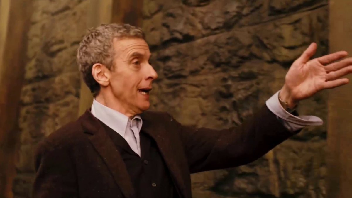 brinatello's tweet photo. The few times when #PeterCapaldi wore a watch as the #TwelfthDoctor or held a digital one to keep track of, well, time! For Rigsy in #FaceTheRaven, in #DeepBreath he briefly wore the watch from #MattSmith, and his own from "Doctor Who and the micro:bit." #NationalWatchDay βοΈ https://t.co/LySVpRyNs5