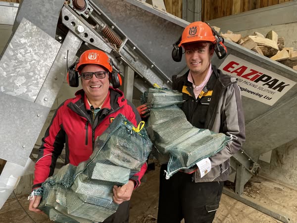 Round two of the Malvern Hills Rural Fund is now open for applications.

Rural businesses and communities can now apply for up to £25,000 worth of funding.

Visit malvernhills.gov.uk/business/grant… for more information.