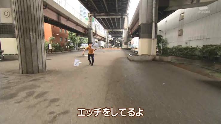 去年の後半辺りから、
肌の露出がある映像のネタはもれなくサーチバンされるようになりました💦

露骨な下ネタはあげれなくなった。
「エッチをしてるよ」のあのイラストさえ少し時間経ってからサーチバンされました。