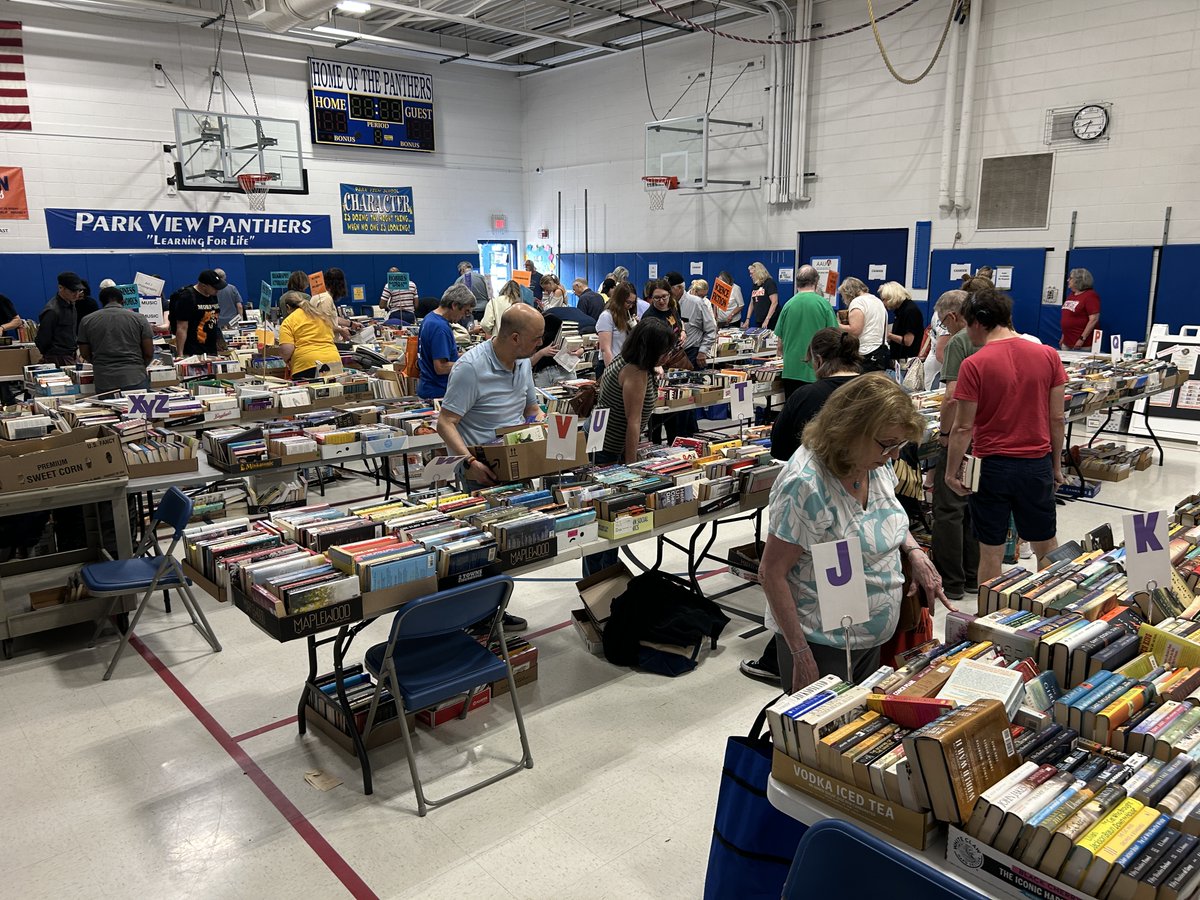 CCSD 89 (@ccsd89) on Twitter photo The big book sale is open!
The AAUW annual used book sale is today, Friday, Saturday at <a href="/ParkViewCCSD89/">Park View School</a>. 14,000+ books from all genres as well as board games and puzzles.
8 am-8 pm Thursday
8 am - 5 pm Friday
8 am - 2 pm Saturday
More info: bit.ly/4iBzHeN The big book sale is open!
The AAUW annual used book sale is today, Friday, Saturday at <a href="/ParkViewCCSD89/">Park View School</a>. 14,000+ books from all genres as well as board games and puzzles.
8 am-8 pm Thursday
8 am - 5 pm Friday
8 am - 2 pm Saturday
More info: bit.ly/4iBzHeN