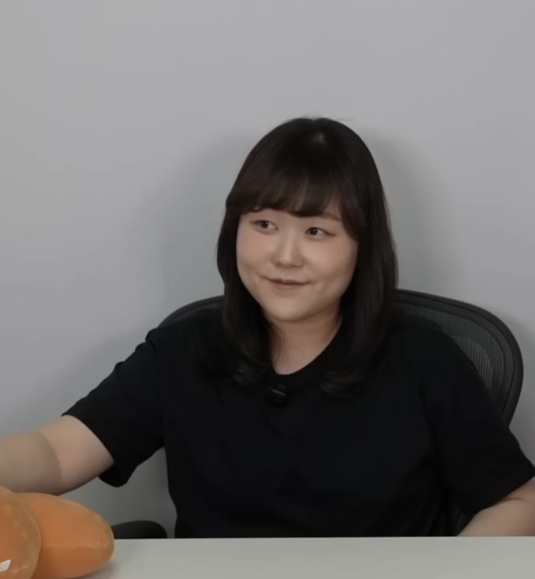 여자가 이렇게 생기면 휀걸들 아무래도 하룰라라가죠..