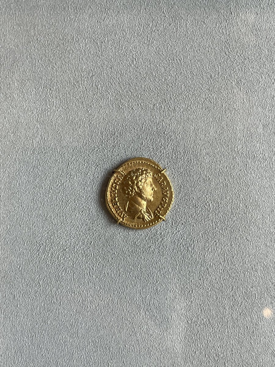 Snaps from my recent trip to <a href="/YaleArtGallery/">Yale Art Gallery</a>! Fantastic to see some of the Dura-Europos materials in person ✨