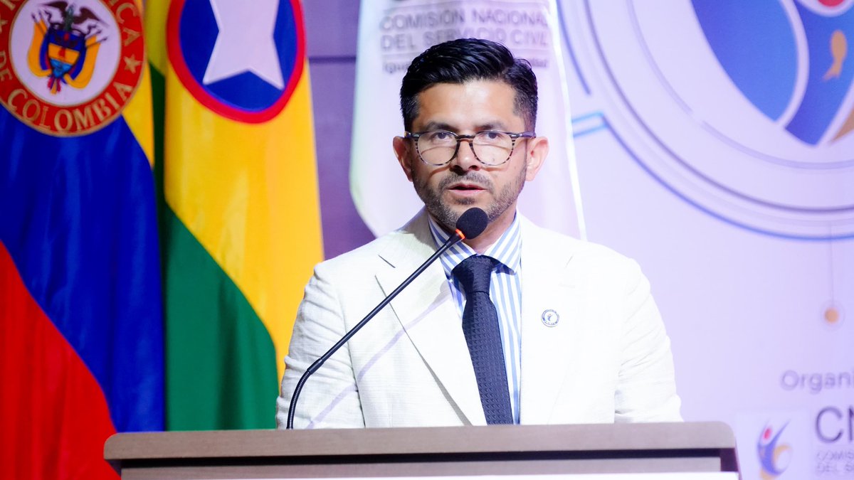 Desde Bucaramanga, la 'Ciudad Bonita', damos inicio al IX Congreso Nacional de Empleo Público: fundamentos, experiencias y reflexiones sobre integridad pública y competencias comportamentales. #CongresoEmpleoPúblico
Conéctate:
🔵 facebook.com/events/2251954…
🔴 youtube.com/live/bh9i4WWLf…