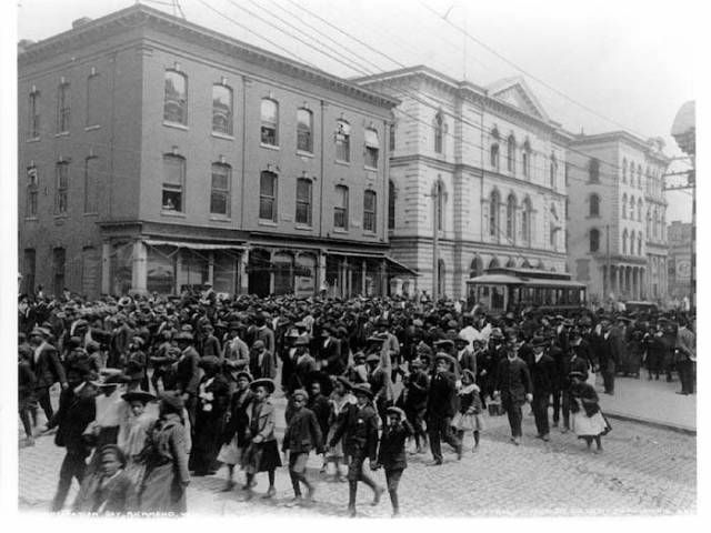 NWPBIS Network, Inc. (@nwpbisnetwork) on Twitter photo Celebrating #Juneteenth With Tools for Support, Understanding, and Solidarity
<a href="/GreaterGoodSC/">Greater Good</a> <a href="/greatergoodmag/">forthegreatergood</a>
greatergood.berkeley.edu/article/item/j… Celebrating #Juneteenth With Tools for Support, Understanding, and Solidarity
<a href="/GreaterGoodSC/">Greater Good</a> <a href="/greatergoodmag/">forthegreatergood</a>
greatergood.berkeley.edu/article/item/j…
