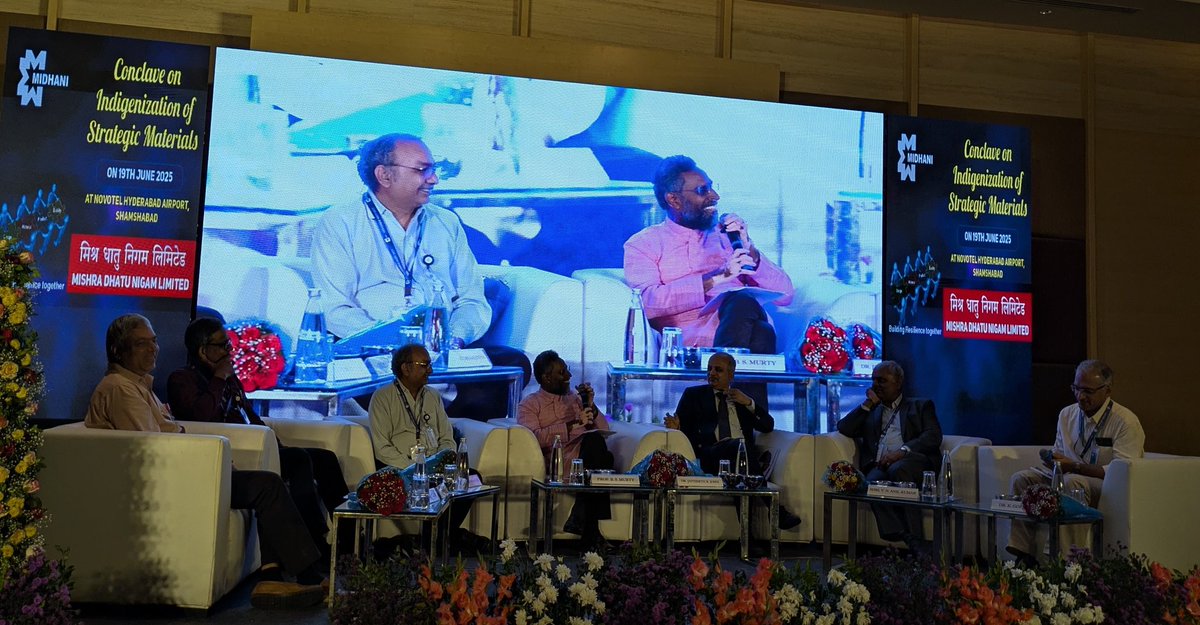 A stellar panel led by Prof. B.S. Murthy,Director,IIT Hyderabad at #MIDHANI Conclave 2025 brought together leaders from BDL,HAL,VSSC,DMRL,NFTDC &amp; BrahMos.
Discussions centered on reducing import dependency &amp; accelerating indigenous technology in strategic materials &amp; processing.