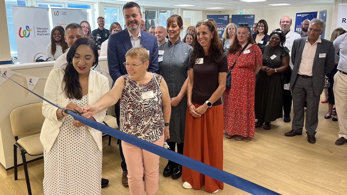 Health Research | Southampton (@uhsftresearch) on Twitter photo Great to see <a href="/LabourSatvir/">Satvir Kaur</a> cut the ribbon to officially open a new commercial research centre πΈ
Working with regional partners, <a href="/UHSFT/">University Hospital Southampton π</a> will host the multi-million pound <a href="/NIHRresearch/">National Institute for Health and Care Research</a> centre set to increase access to cutting-edge clinical trials.
ππ research.uhs.nhs.uk/news/regional-β¦ Great to see <a href="/LabourSatvir/">Satvir Kaur</a> cut the ribbon to officially open a new commercial research centre πΈ
Working with regional partners, <a href="/UHSFT/">University Hospital Southampton π</a> will host the multi-million pound <a href="/NIHRresearch/">National Institute for Health and Care Research</a> centre set to increase access to cutting-edge clinical trials.
ππ research.uhs.nhs.uk/news/regional-β¦