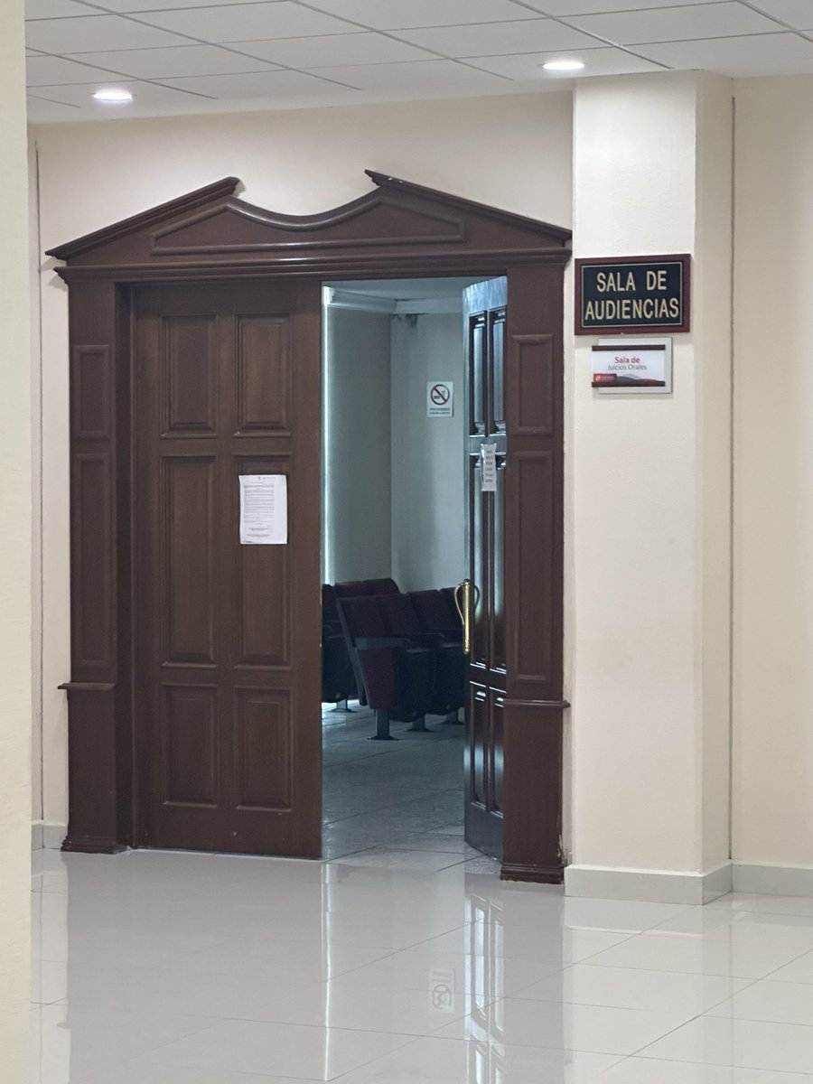 Lo único asegurado para todos en una audiencia: son los nervios.