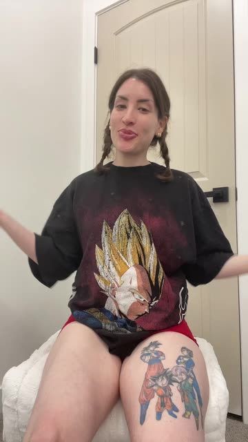 How do I look 

Lonely right lol 🤣