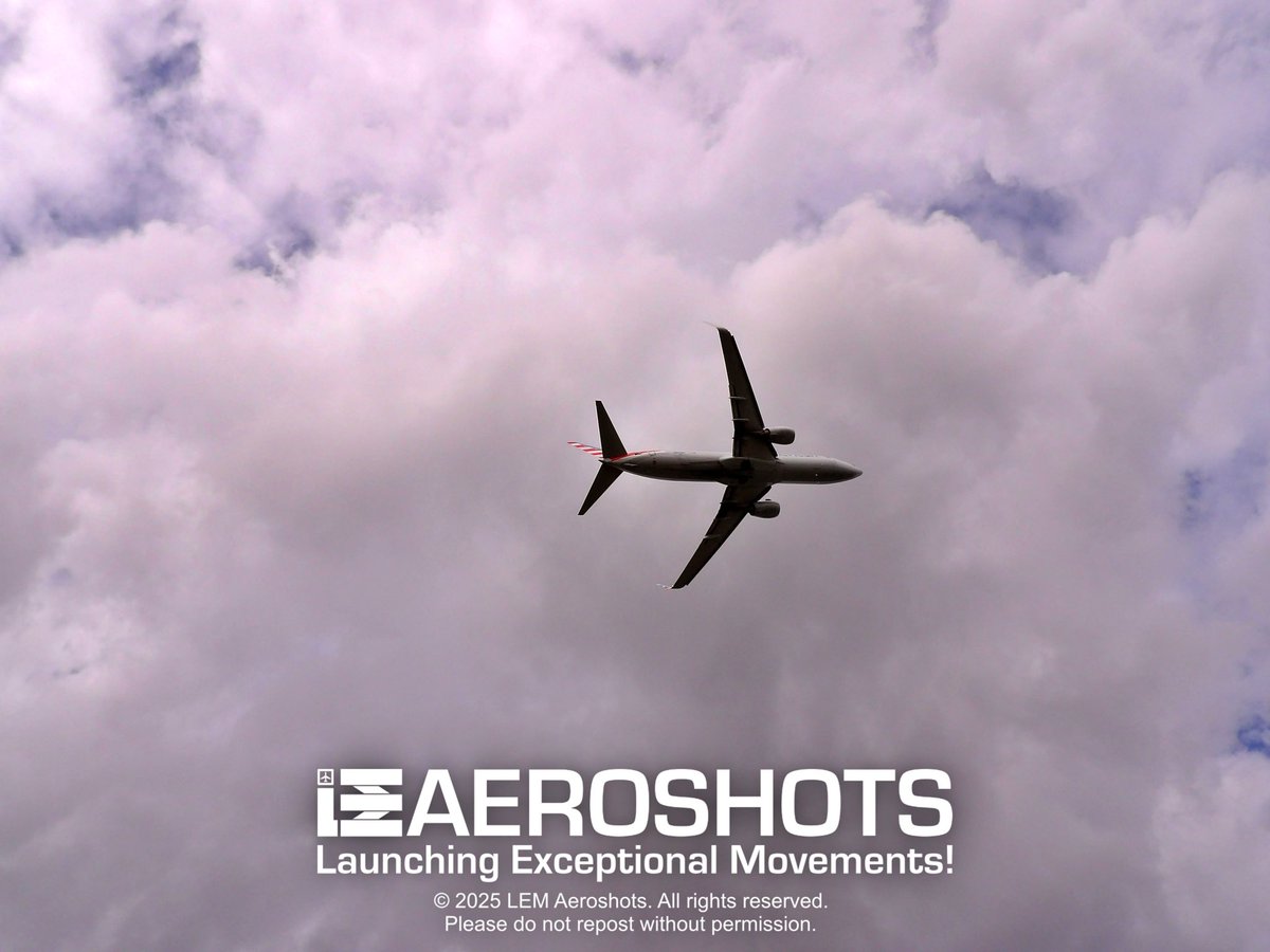 LEMAeroshots's tweet image. The clouds are making these pics dramatic! -LEM 🇺🇸😲☁️

✈️ @AmericanAir @Boeing 737-800 🌐 @TravelOneWorld 🎨 Flag and Flight Livery 📍 DCA (@Reagan_Airport) 🛫 Runway 1 🗓️ April 4, 2024 📸 @Kodak @KodakPIXPRO AZ528

#LEMAeroshots #FlyReagan #American #Boeing #Takeoff #TeamMWAA