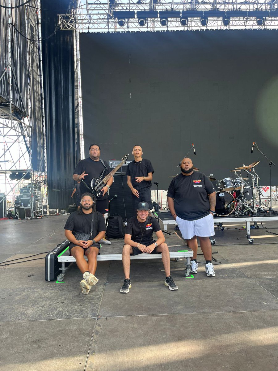 Un tbt muy especial con gente buena!!! Agradecido con mi hermano @yordano_alberdi y su familia por las atenciones. @comoencasalzt #lanzaroteisland #españa🇪🇸