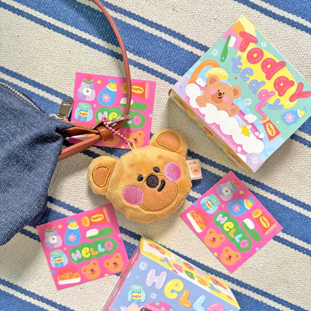 amozres's tweet photo. @excrlude น้องหมีน่ารักแบรนด์ไทยค่ะ 
https://t.co/ZTmbqJ0CdF

twinkle ของ Popmart ก็น่ารักค่ะ 
https://t.co/F7gfopsYfg https://t.co/77JzrklhUv