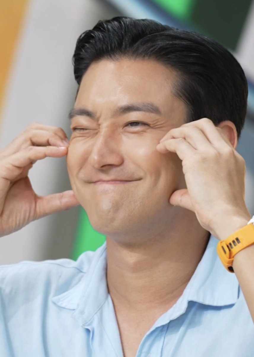 Midal_40407's tweet photo. 250619 CJ ONSTYLE 셀럽쇼케이스

세상에
최시원 윙크 오셨다

#최시원 #SIWON https://t.co/AWkqPZHSyd