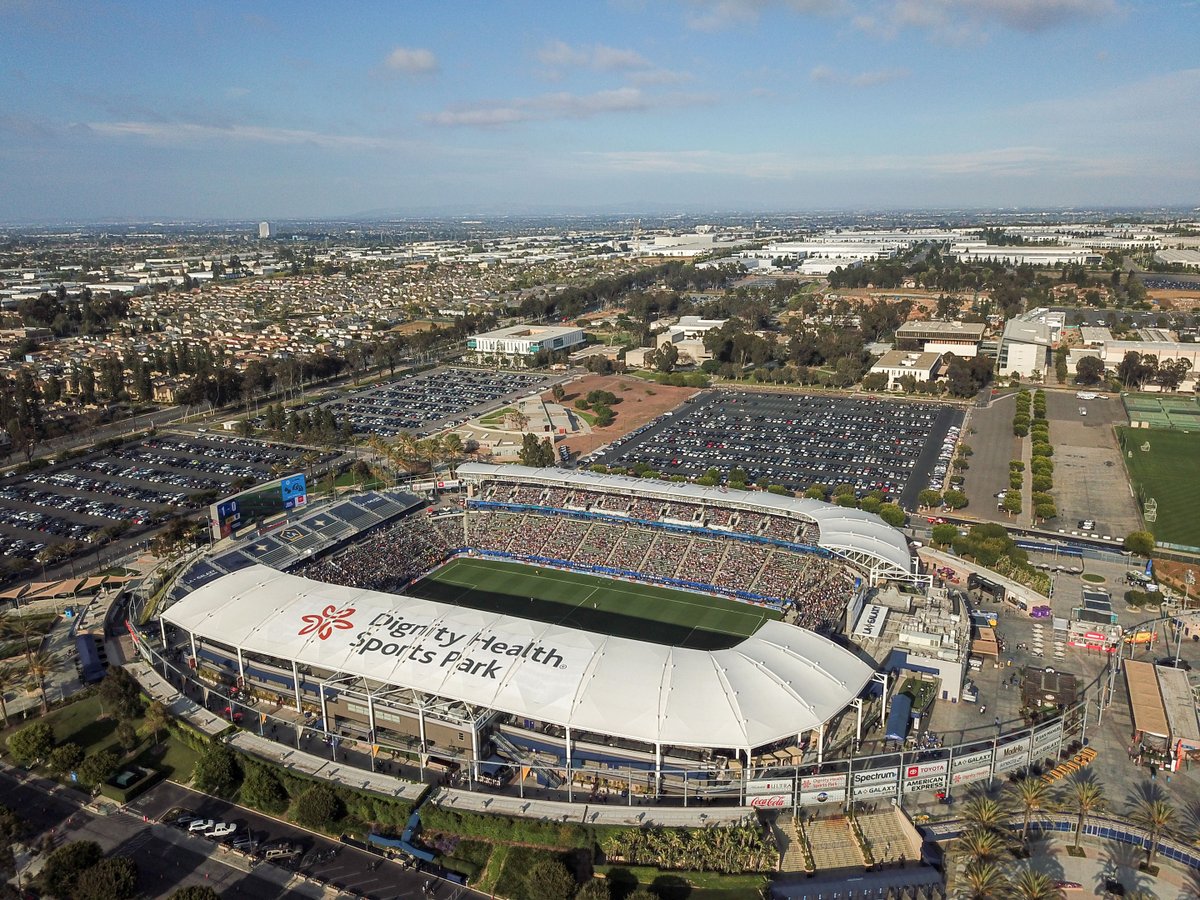 ArashMarkazi's tweet photo. Something to watch: In 2013, Philip Anschutz nearly sold AEG, which owns Crypto Arena, LA Live, Dignity Health Sports Park, the LA Kings and LA Galaxy, to Mark Walter and Guggenheim Partners for $7 billion. Anschutz will turn 86 years old this year. Could he look to sell again? https://t.co/fJOD1nH8Wk