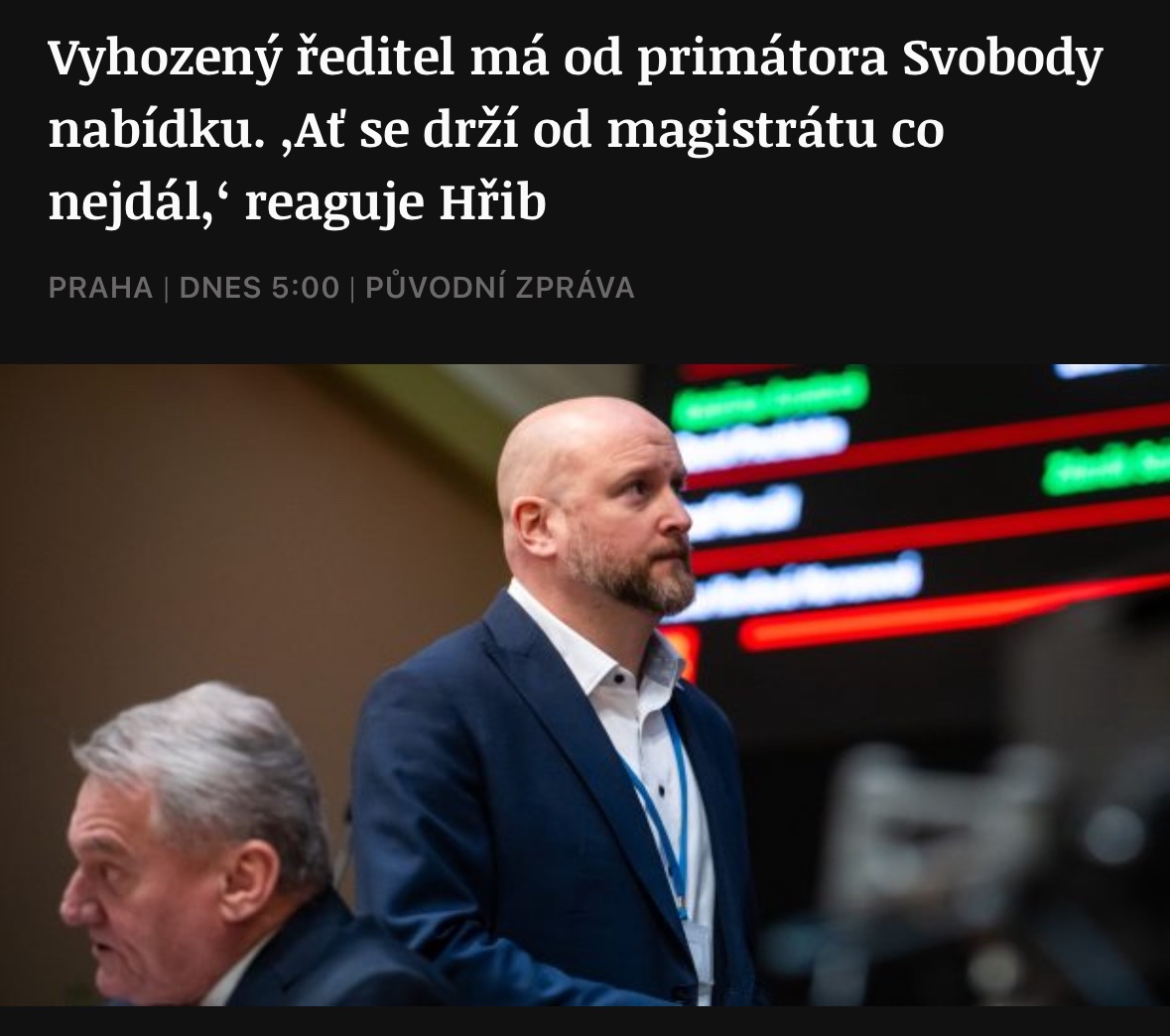 Nového magistrátního ředitele koalice vybírá za zavřenými dveřmi, k jednání si pozvala akorát zástupce ANO. Na jeho osobě by přitom měla být shoda napříč celým politickým spektrem, jde o nejdůležitějšího městského úředníka. 

Na své pozici by měl vydržet několik volebních období