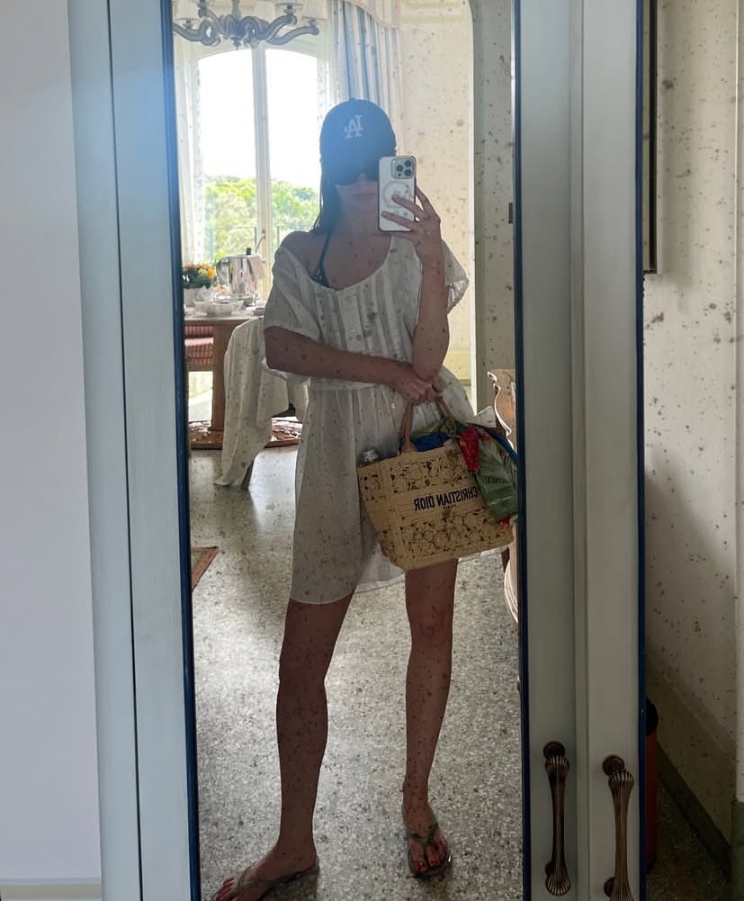 LexaGold1 tweet media