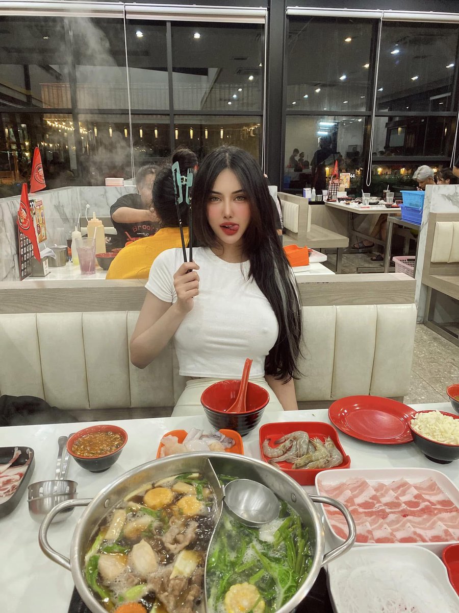 spiderdevil_kk's tweet image. มากินตี๋น้ิอยกัน