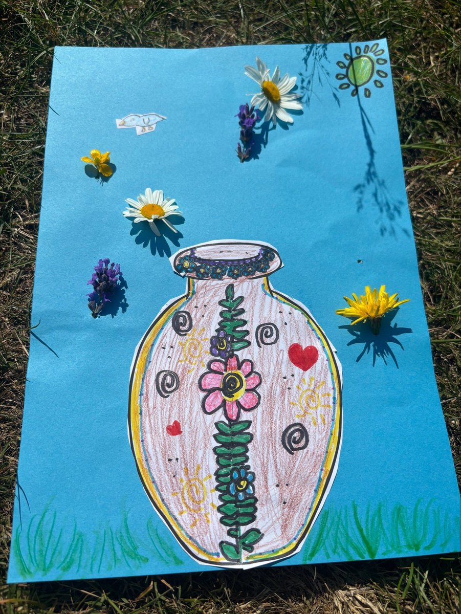BVCSchool's tweet image. The children in arts and crafts after school club have enjoyed creating pictures using real flowers. They were very creative as they designed their vases.