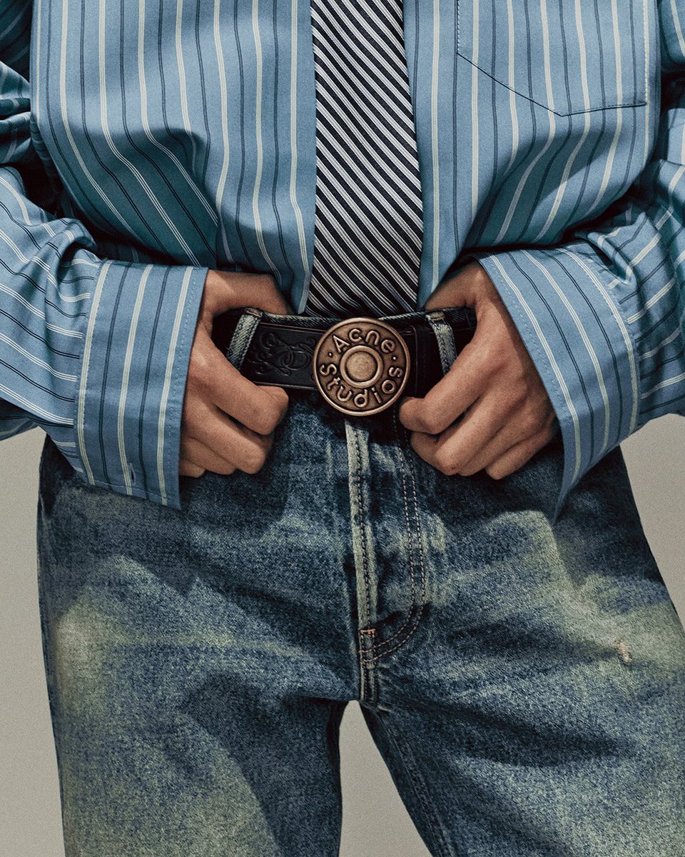 acnestudios's tweet image. Paired with Acne Studios denim.
FW25 accessories are rooted in traditions, belts are introduced with bespoke hardware detailing, designed to wear with denim.
Discover new accessories in stores and at acnestudios.com