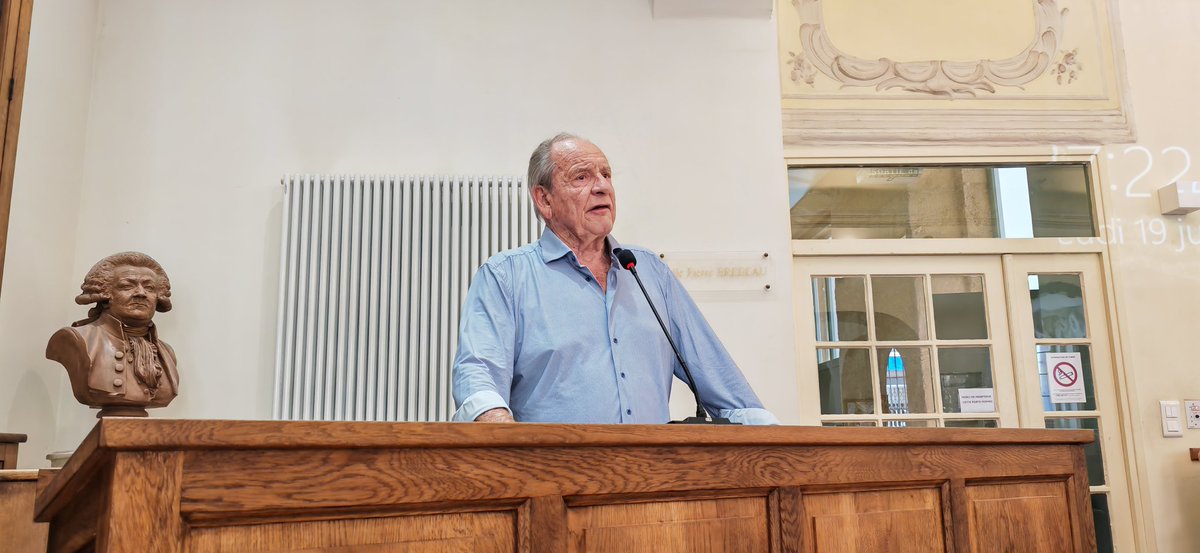 Intervention de Claude Brugues, président d'honneur qui rappelle la création de la Carpa imaginée par Claude Lussan