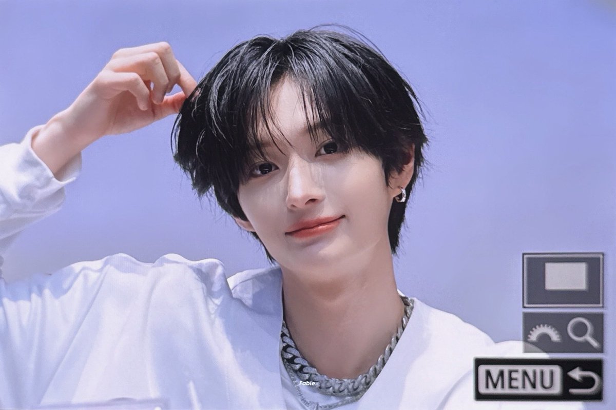 Favldh's tweet photo. 250619 팬사인회

#킥플립 #동화 #KickFlip https://t.co/4rHeczXsp5