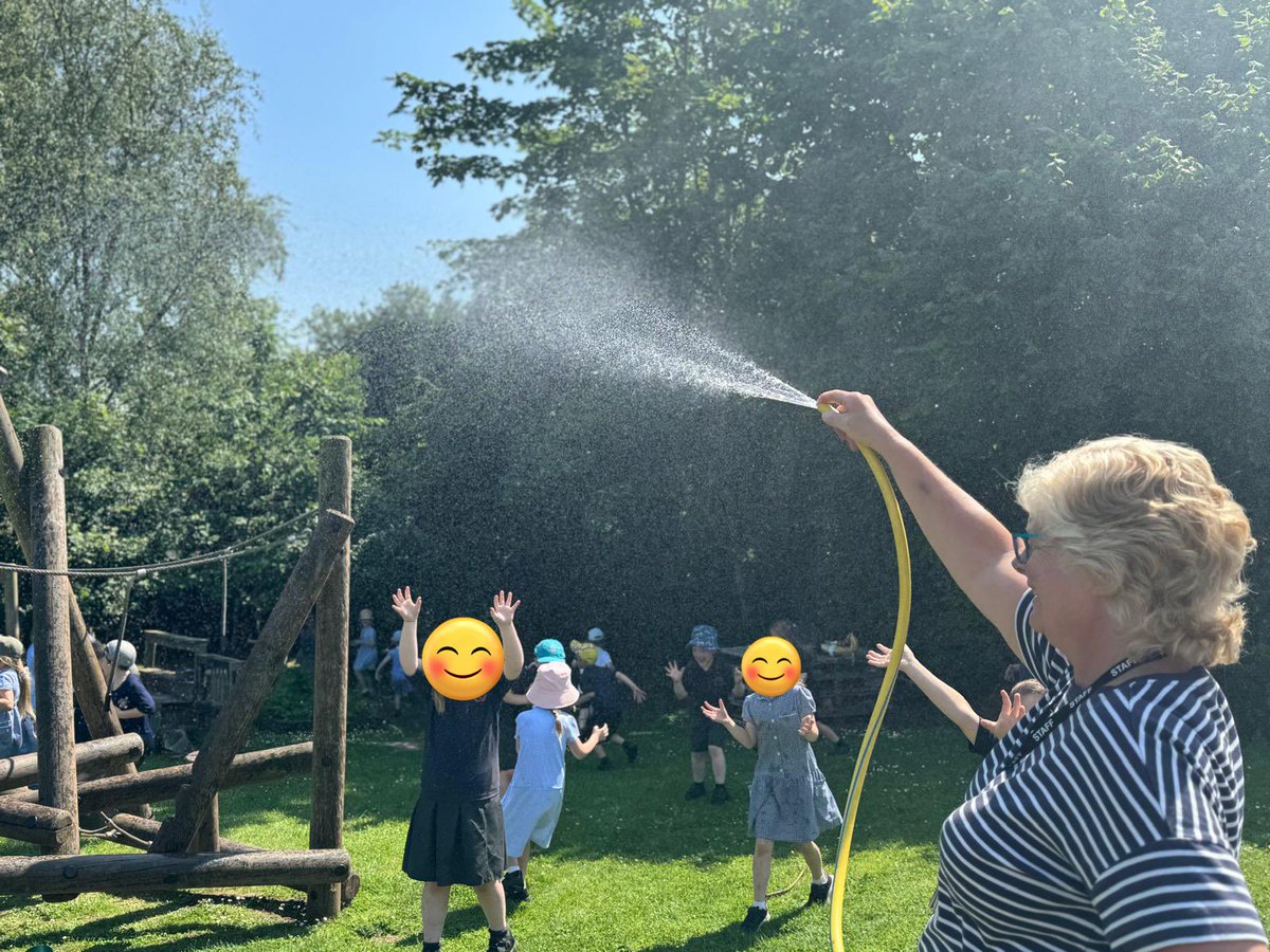KS1 enjoyed a much needed cool down in the garden this afternoon