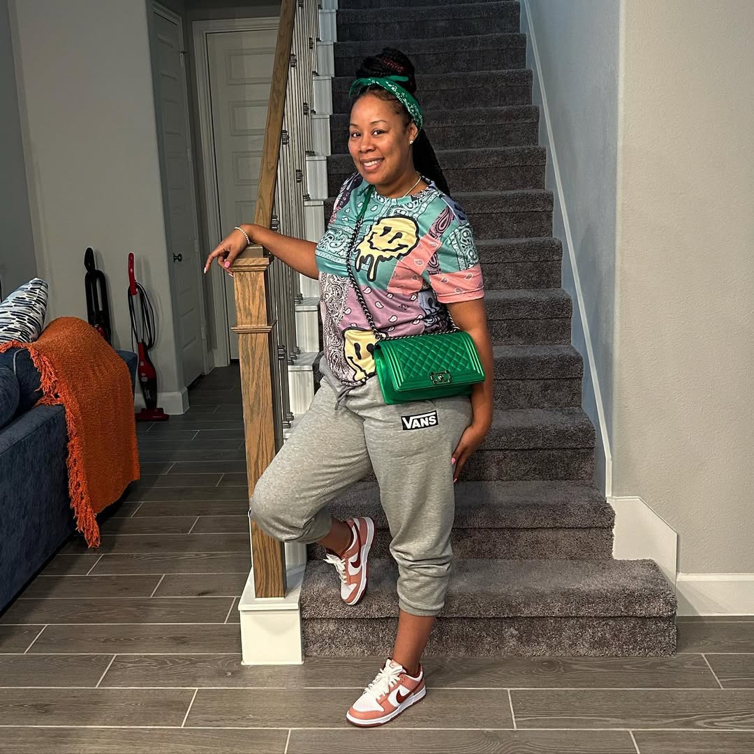 Divash Miss tweet media