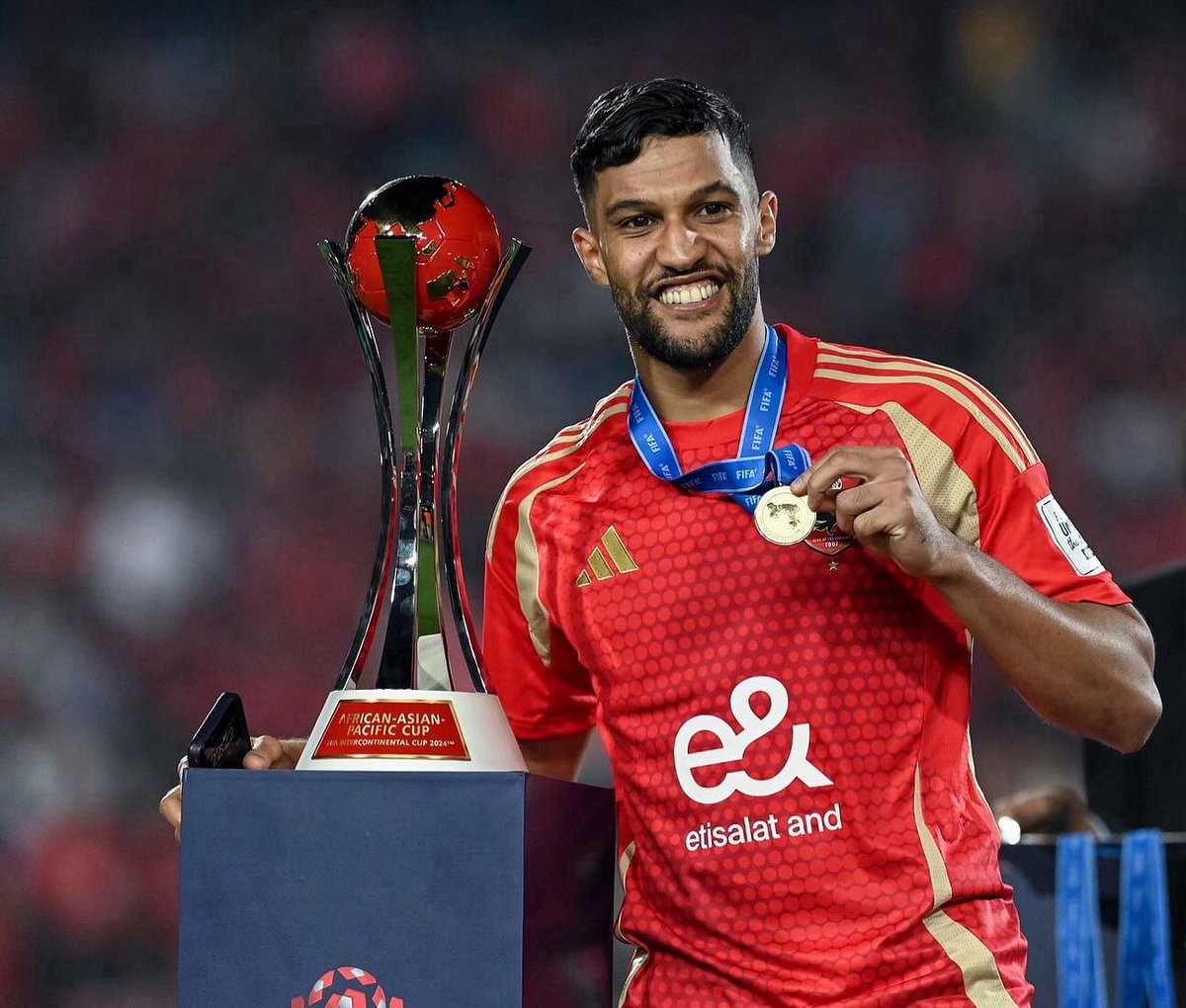 أداء عالمي إن شاء الله 🦅❤️