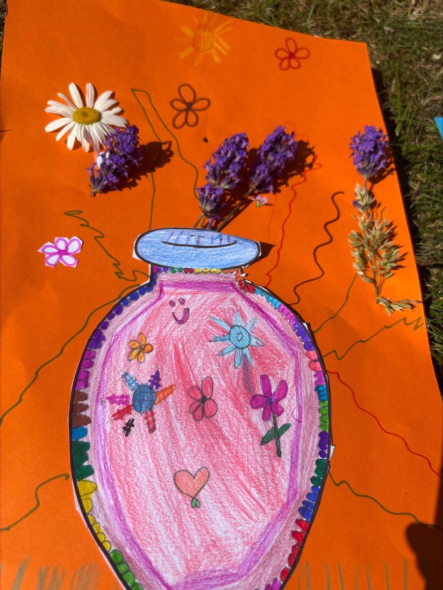 BVCSchool's tweet image. The children in arts and crafts after school club have enjoyed creating pictures using real flowers. They were very creative as they designed their vases.