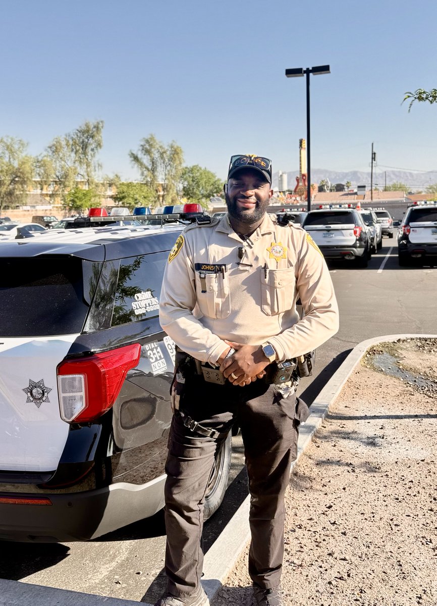 Honoring freedom, unity, and progress. 💚🖤❤️ This #Juneteenth, we stand proud with our LVMPD family in building bridges, fostering trust, and celebrating the rich history and resilience of our community. 
#LVMPD #Juneteenth #CommunityStrong #OneCommunityOneLVMPD
