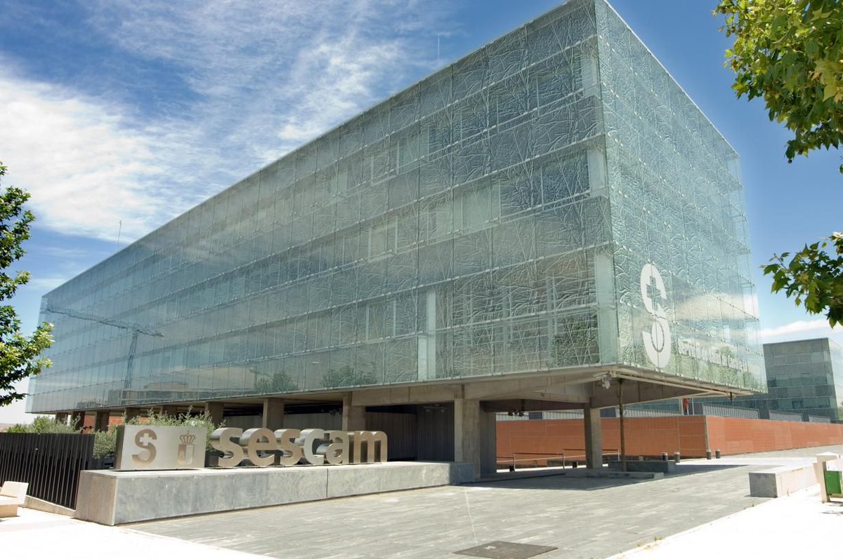 Aprobadas las bases para la convocatoria de las oposiciones de la Oferta Pública de Empleo más amplia de todas las realizadas en la historia del SESCAM clmpress.com/2025/06/aproba… #CLMpress  <a href="/gobjccm/">Gobierno de Castilla-La Mancha</a> <a href="/garciapage/">Emiliano García-Page</a> <a href="/pscmpsoe/">PSOE de Castilla-La Mancha</a> <a href="/jaregatero/">Jose Angel Regatero</a> <a href="/jfdezsanz/">Jesús Fernández Sanz</a>