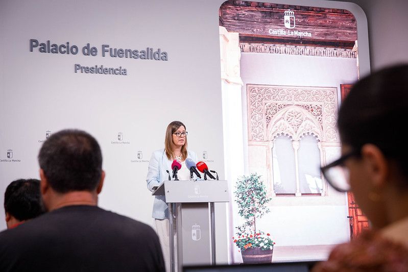 clmpress tweet media