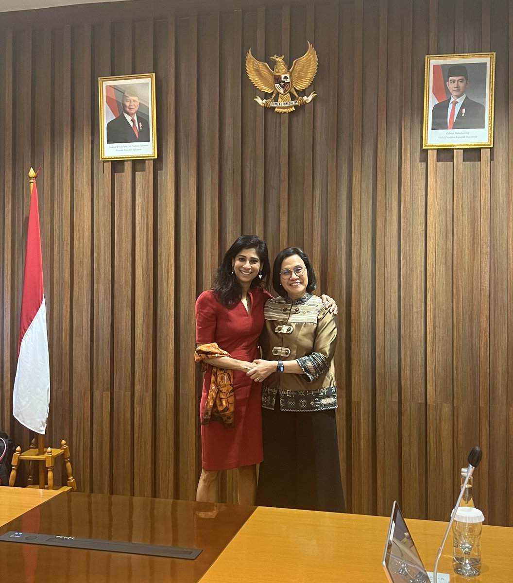 Always a great exchange with Indonesia’s Finance Minister Sri Mulyani Indrawati on the country’s macro-fiscal strategy and economic outlook. We discussed Indonesia’s ambitious effort to raise growth to 8% and the structural reforms that will underpin it.