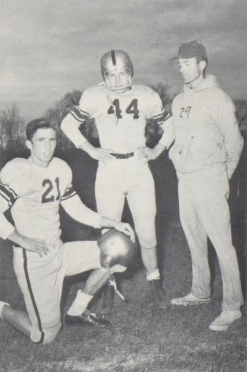 Throwback Thursday - 1955 Corunna football 🏈 <a href="/CorunnaCavsFB/">Corunna Football</a>