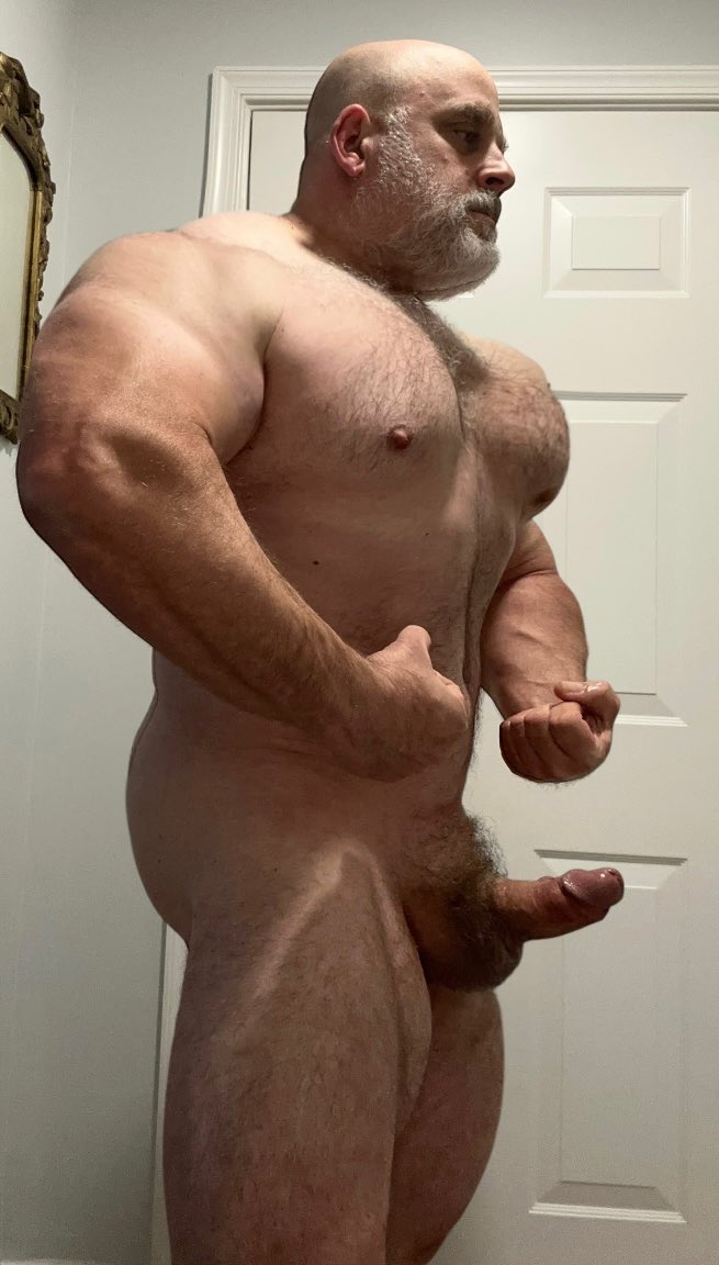 🐂DaddyBull🐂 tweet media