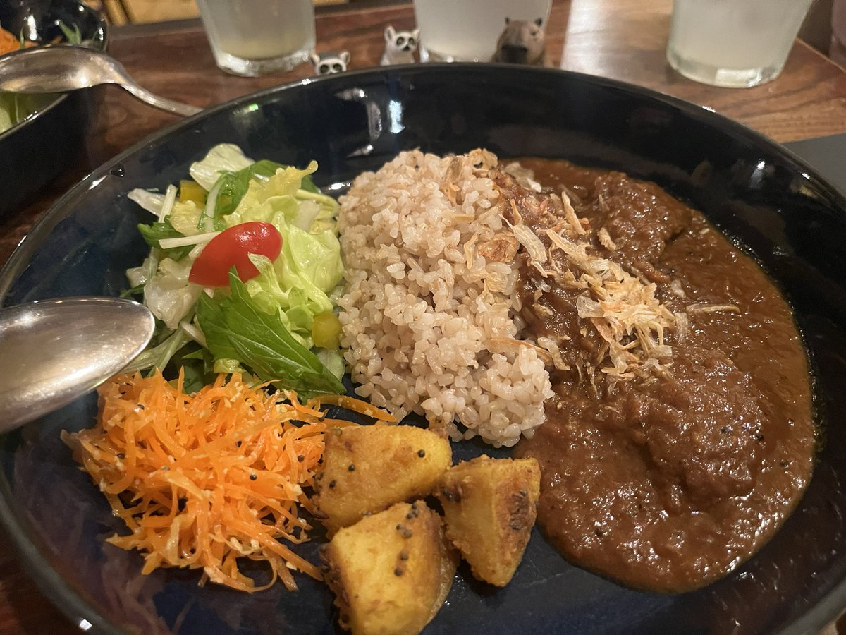 ハモニカクリームズと馬喰町バンド
📍晴れたら空に豆まいて

とーーーーーてもたのしかったかっこよかった
。コミュニケーションの手段のひとつに「音楽」があるひとびと、大変憧れる。