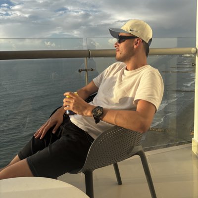 JuanCCOC's tweet photo. #NuevaFotoDePerfil https://t.co/G5fexmUZLF