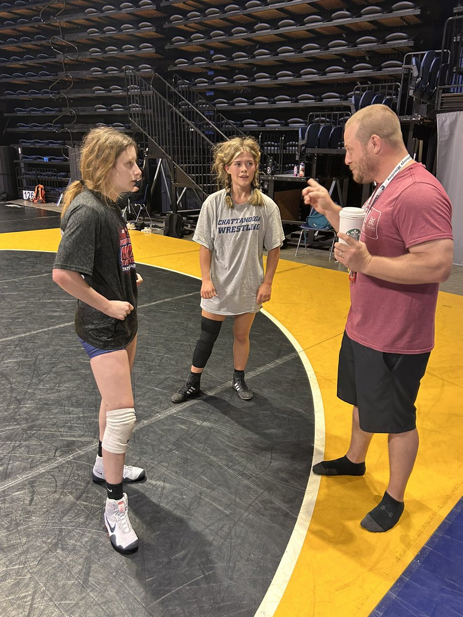 Thursday- dual 2 vs Arch Bishop Alter from Dayton Ohio- winners were: Rudy Olvera, and Sire Miniggia and Kristin Brown