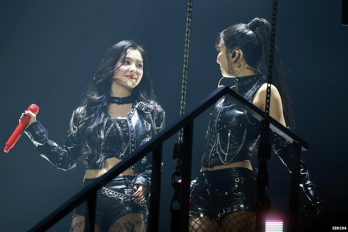 250615 
#RedVelvet_IRENE_SEULGI_BALANCE 
#아이린 #IRENE #슬기 #SEULGI