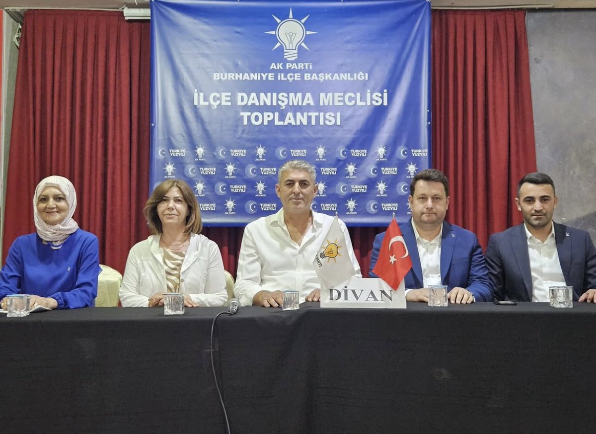 📍Burhaniye
Burhaniye Danışma Meclisimizi teşkilatımızın coşkusu ve değerli katılımlarıyla gerçekleştirdik. Genel Merkez Kadın Kolları Mkyk üyemiz Pervin Yılmaz Güler, İl Başkanımız Mehmet Aydemir ve İl Yönetim Kurulu Üyelerimiz ile birlikte istişarelerde bulunduk.