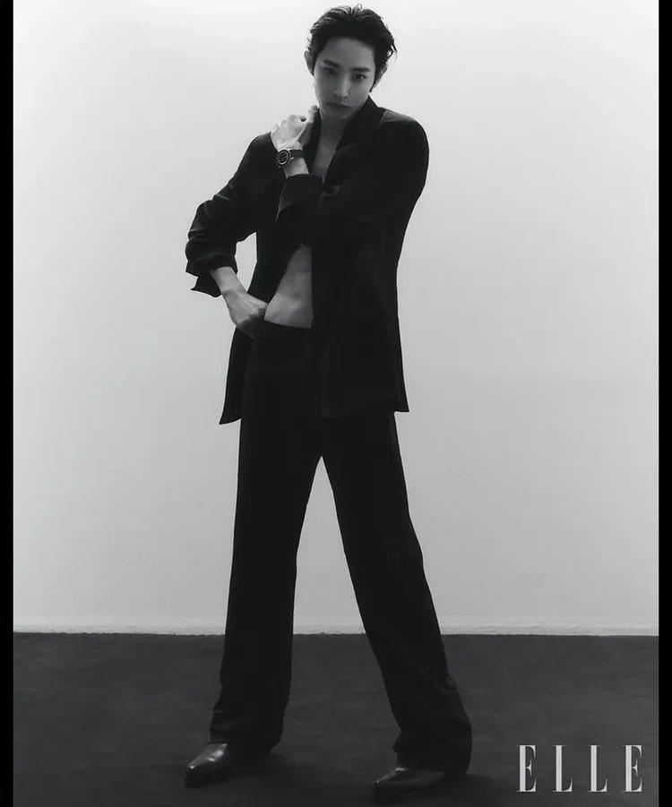 Actzoon's tweet photo. Lee Soohyuk 🥵🫣 https://t.co/2sIrqd85lE